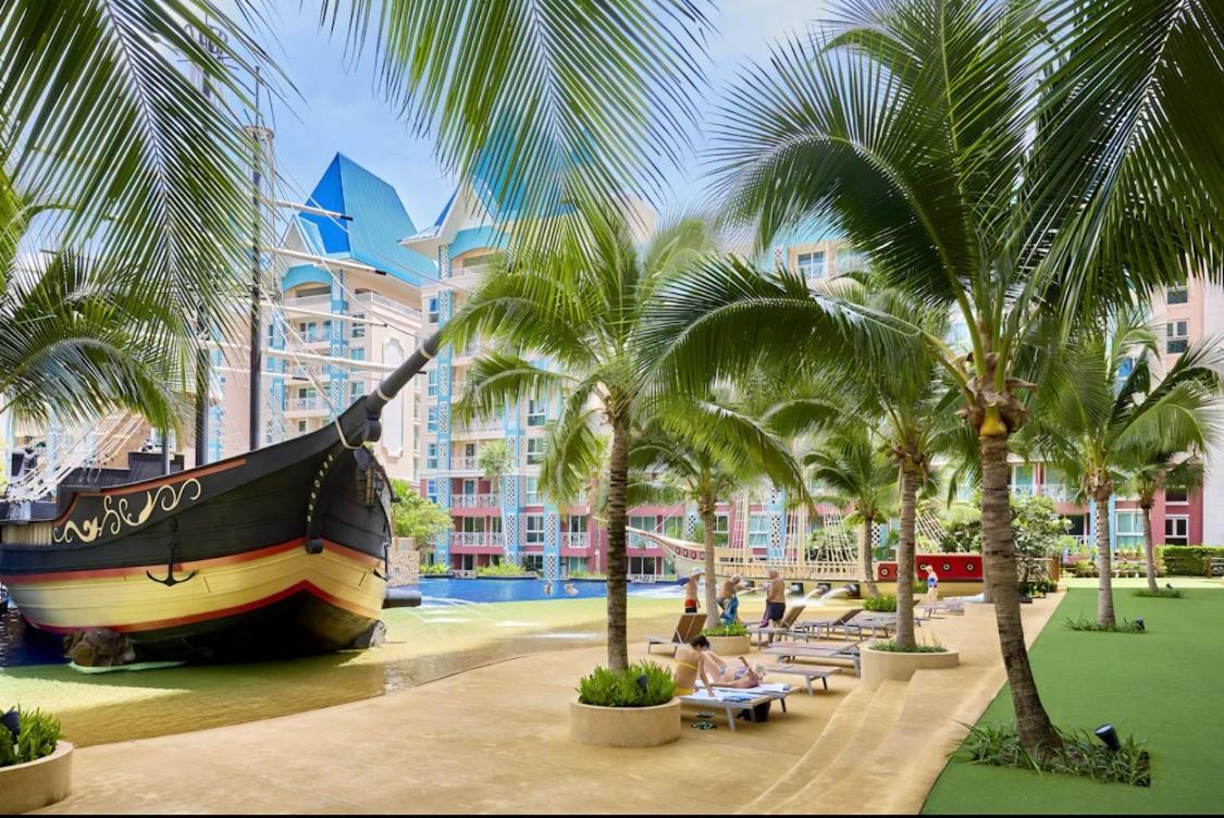 Apartment With Waterpark Pattaya